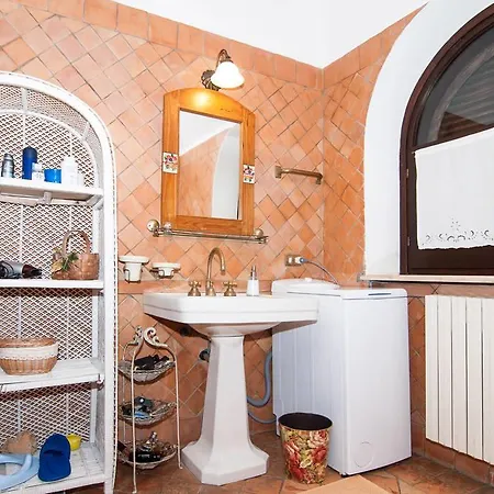 Vila Il Casale Con Piscina E Giardino Vista Mare